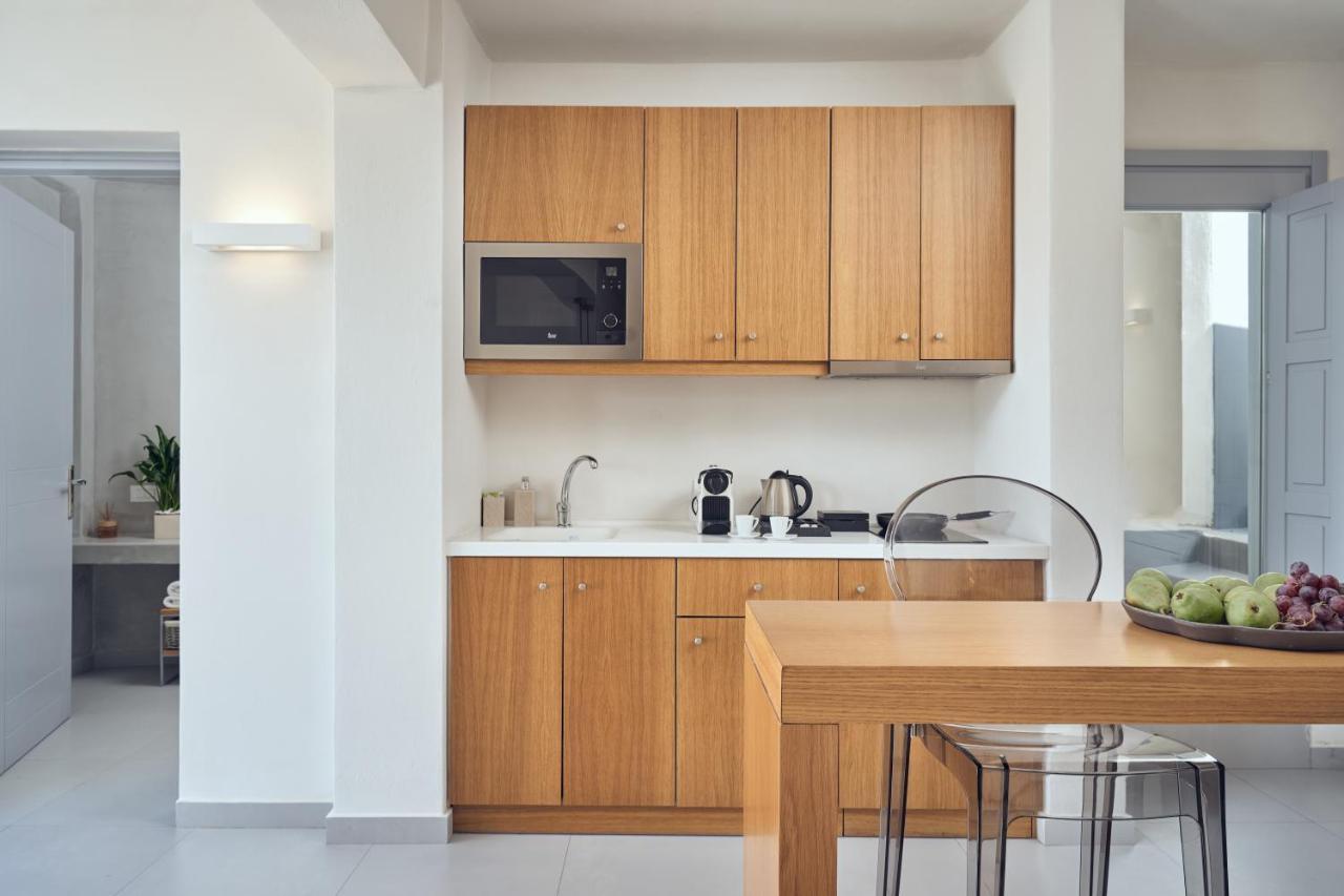 Nova Luxury Suites Pyrgos Kallistis Bagian luar foto